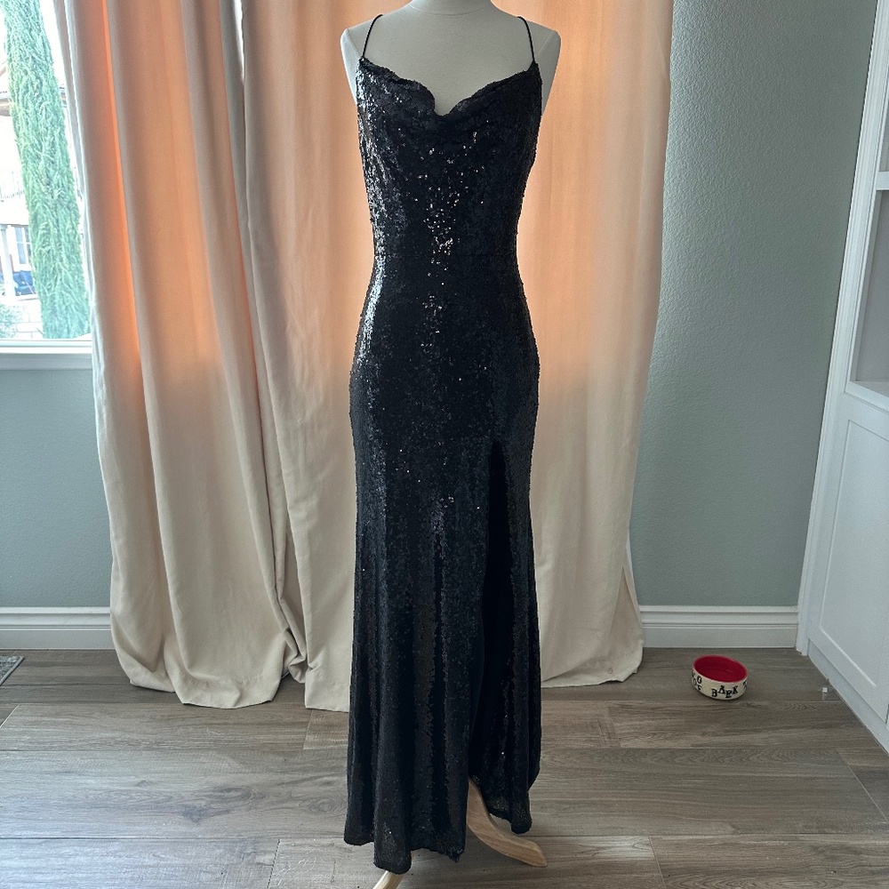 Window Black Sequin Gown EUC Size Medium Back Zipper